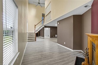 716 Aylesbury Dr, Unit X1705 in Virginia Beach, VA - Foto de edificio - Building Photo