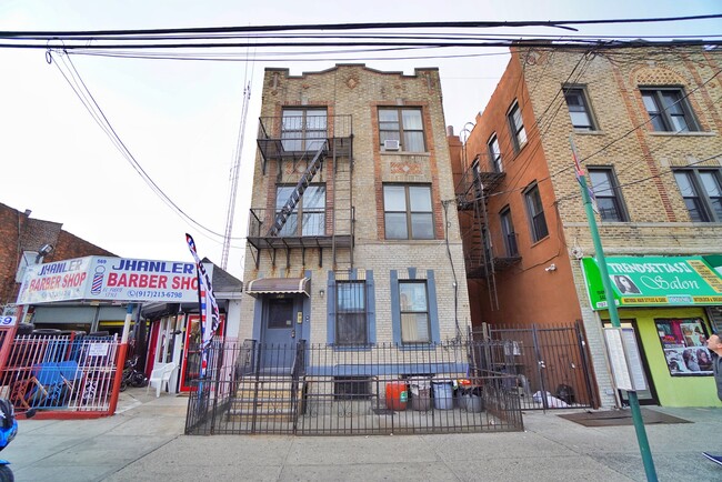 571 New Lots Ave in Brooklyn, NY - Building Photo - Building Photo