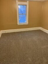 1329 N Bestor St in Peoria, IL - Building Photo - Building Photo