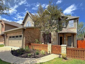 2430 Santa Barbara Loop in Round Rock, TX - Building Photo - Building Photo