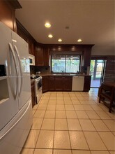 10161 NW 32nd St in Sunrise, FL - Building Photo - Building Photo