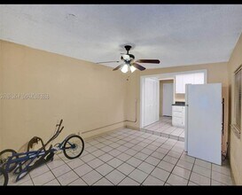 8471 NW 10th St in Pembroke Pines, FL - Building Photo - Building Photo