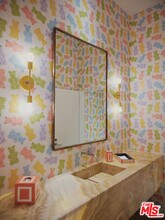 661 Doheny Rd in Beverly Hills, CA - Building Photo - Building Photo