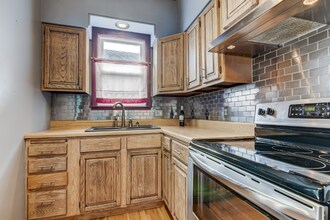 828 S MacArthur Blvd in Springfield, IL - Building Photo - Building Photo