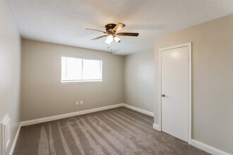 10531 Mills Walk Dr in Houston, TX - Building Photo - Building Photo
