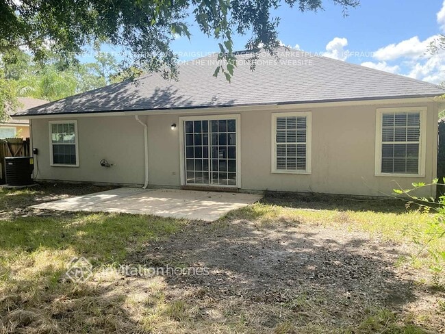 1736 Northglen Cir in Middleburg, FL - Building Photo - Building Photo