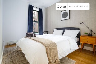 Private bedroom in 4 bed/1.5 bath Home in New York, NY - Building Photo