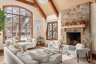 15 Westview Dr in Aspen, CO - Building Photo - Building Photo