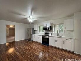 1401 Ohialoke St in Honolulu, HI - Building Photo