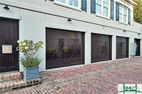 24 E Gordon Ln in Savannah, GA - Building Photo - Building Photo