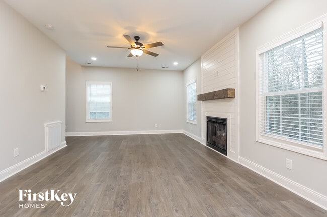 1098 Winesap Rd in Clarksville, TN - Building Photo - Building Photo