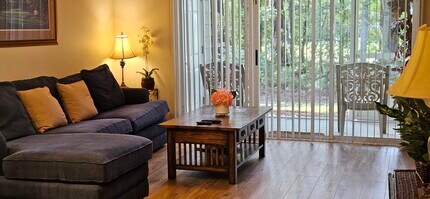142 Scotch Broom Dr, Unit Village at the Glens in Little River, SC - Building Photo - Building Photo