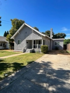 230 Sycamore St in Gridley, CA - Building Photo - Building Photo