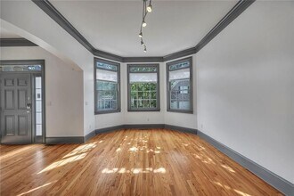 250 Wembley Cir in Atlanta, GA - Building Photo - Building Photo