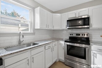 4325 S Cherokee St in Englewood, CO - Foto de edificio - Building Photo