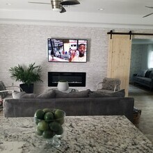 1901 River Oaks Dr in New Orleans, LA - Building Photo - Building Photo