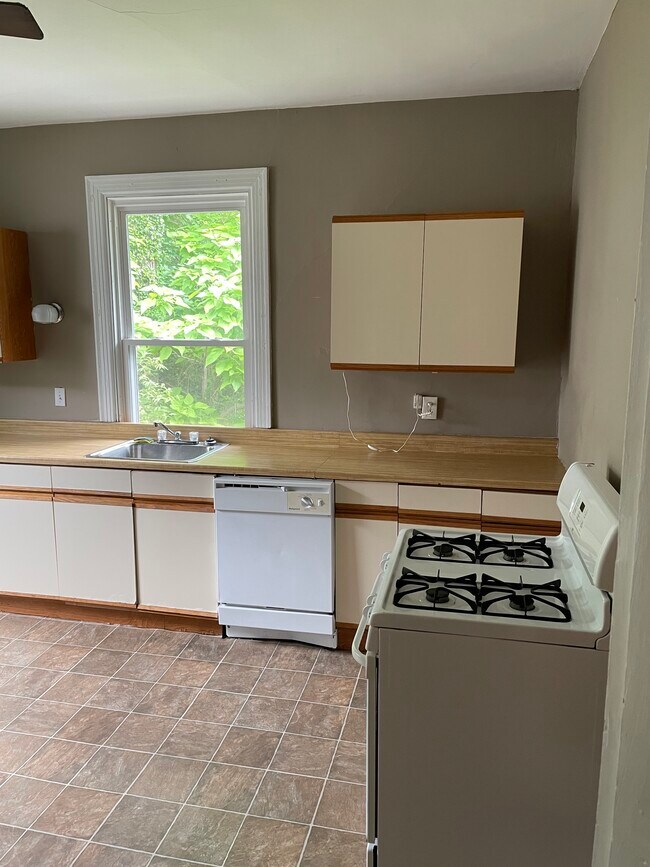 170 Woolper Ave in Cincinnati, OH - Building Photo - Building Photo