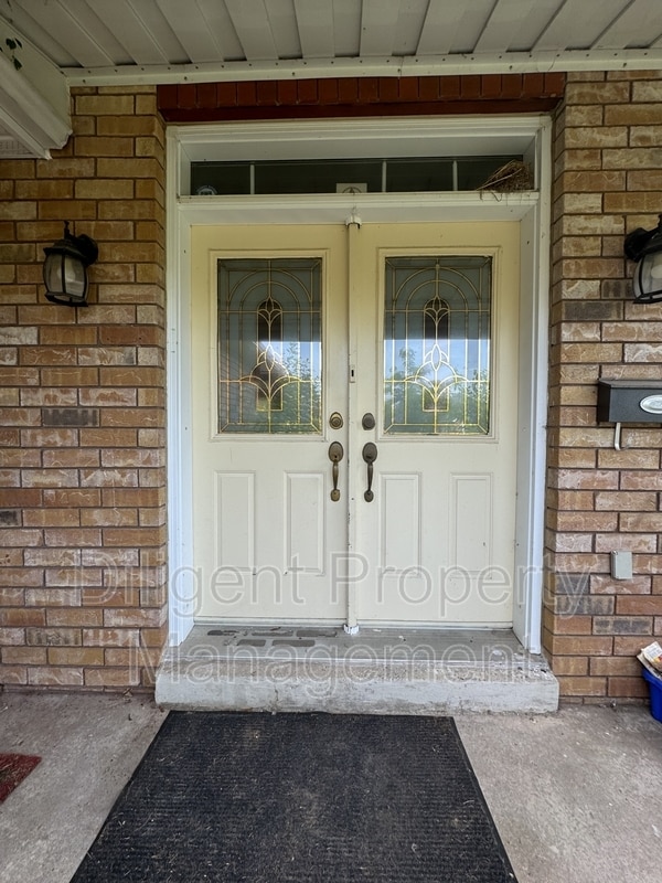 1537 Ravenwood Dr in Peterborough, ON - Building Photo - Building Photo