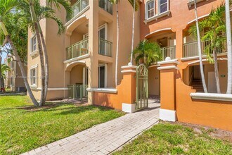 6670 NW 114th Ave in Doral, FL - Building Photo - Building Photo