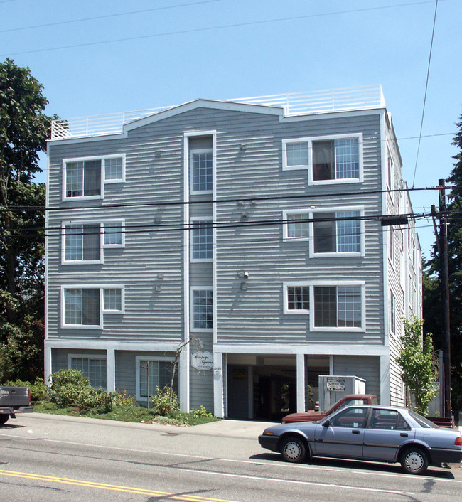 Heritage Square Apartments in Seattle, WA - Building Photo - Building Photo