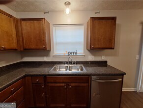 707 Georgetown Ln in Jonesboro, GA - Building Photo - Building Photo