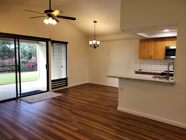 98-1911-1700 Ka?ahumanu St in Pearl City, HI - Building Photo - Building Photo