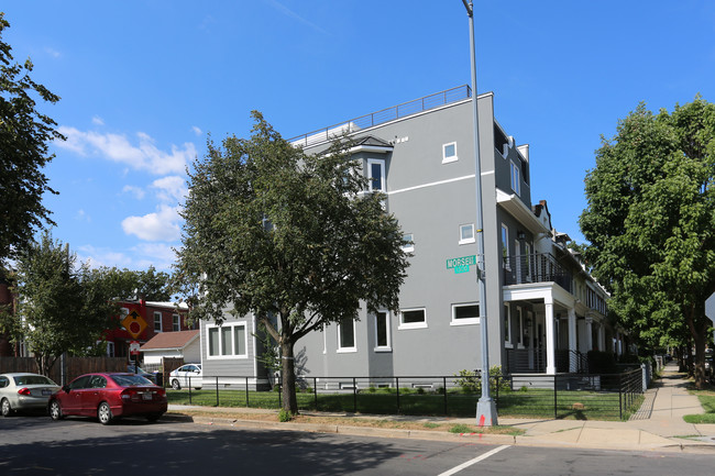 1200 Staples St NE in Washington, DC - Building Photo - Building Photo