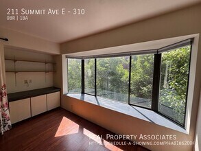 211 Summit Ave E in Seattle, WA - Building Photo - Building Photo