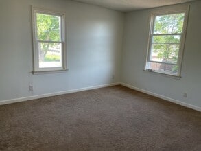 15193 S Dixie Hwy, Unit 1 in Monroe, MI - Building Photo - Building Photo