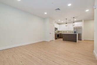 3510 Bergenline Ave in Union City, NJ - Building Photo - Building Photo