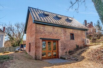 211 Lewis St in Fredericksburg, VA - Building Photo - Building Photo
