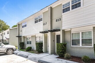817 Von Kolnitz Rd in Mount Pleasant, SC - Building Photo - Building Photo