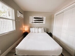 50 Davie Blvd, Unit SI FL1-ID1503926P in Fort Lauderdale, FL - Building Photo - Building Photo