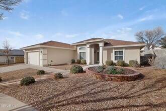 1365 Desert Canyon Dr in El Paso, TX - Building Photo - Building Photo