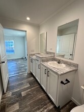 304 Paradise Ter in Bellevue, NE - Building Photo - Building Photo