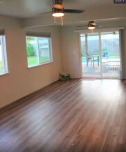 410 Kaha St, Unit MAIN in Kailua, HI - Building Photo - Building Photo