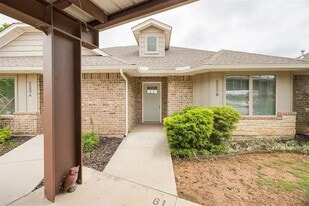 5600 Campbell Creek Dr in Oklahoma City, OK - Building Photo