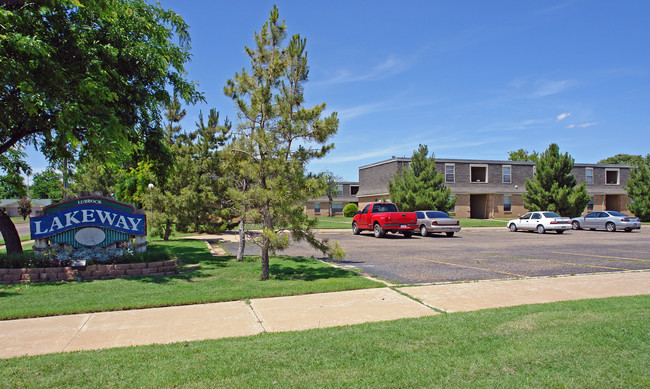 Lubbock Lakeway Apartments in Lubbock, TX - Foto de edificio - Building Photo