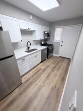 5425 Whitlock Rd in Baltimore, MD - Building Photo - Building Photo