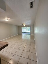 8089 Omaha Cir in Spring Hill, FL - Building Photo - Building Photo