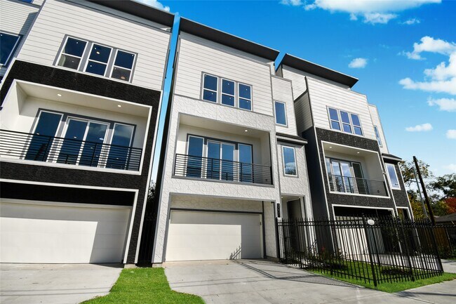 3231 Tuam St in Houston, TX - Foto de edificio - Building Photo