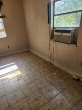 6717 Avenue H in Houston, TX - Building Photo - Building Photo