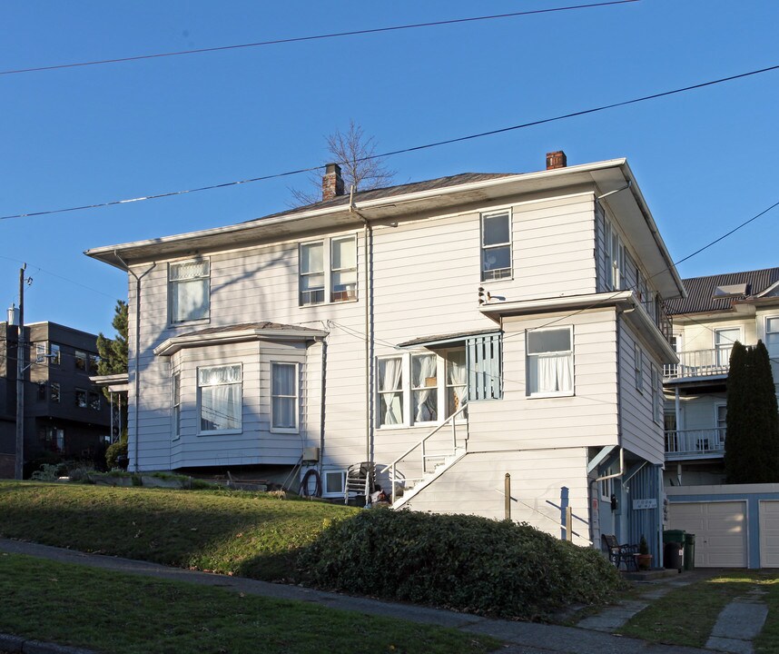 4104 Whitman Ave N in Seattle, WA - Building Photo