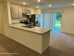 1337 Wade St SE in Palm Bay, FL - Building Photo - Building Photo