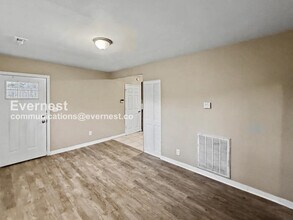 252 Meadowdale Ave in Birmingham, AL - Building Photo - Building Photo