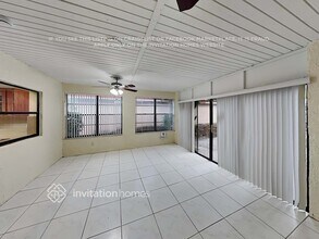 17334 NW 62nd Ct in Hialeah, FL - Building Photo - Building Photo