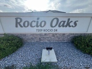 7209 Rocio Dr in Laredo, TX - Building Photo - Building Photo