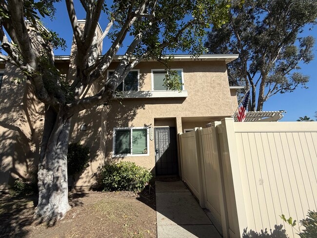 13551 Comuna Dr, Unit 13551 in Poway, CA - Foto de edificio - Building Photo
