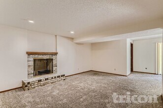 4520 Juneau Ln N in Plymouth, MN - Foto de edificio - Building Photo