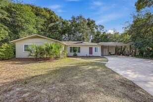 1417 NW 17th St in Gainesville, FL - Building Photo